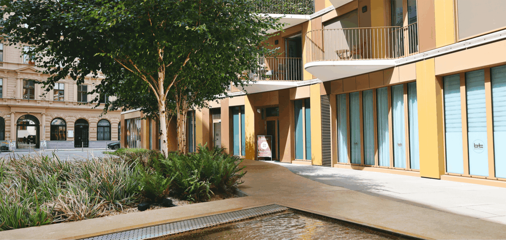 Bild von der Fassade des Braintrust Video-Studios